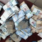 detienen_a_conductor_con_5.7_mdp_ocultos_en_llanta_de_refaccion_en_nayarit