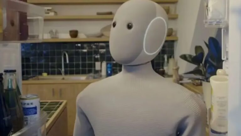 neo_robot_domestico_1585