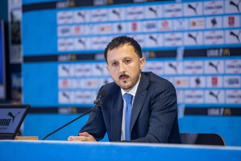 27ea7f92b7c448a3abe5be2cde55c17a