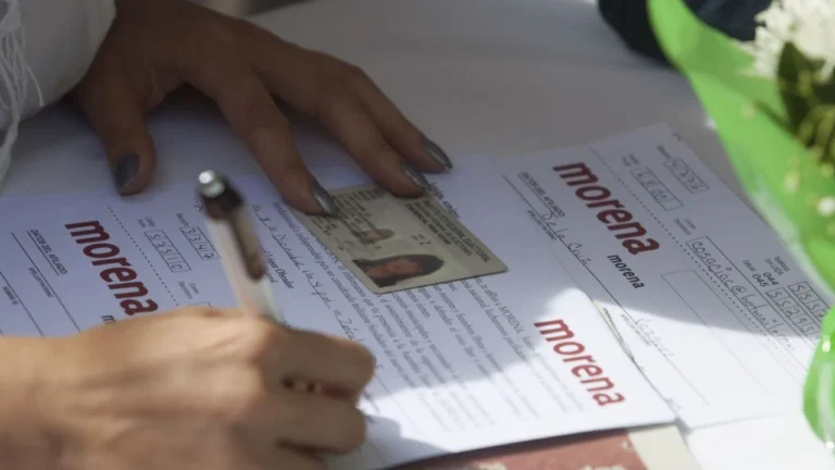 4f4ee8d852a44cbdba545cb895ef4bad