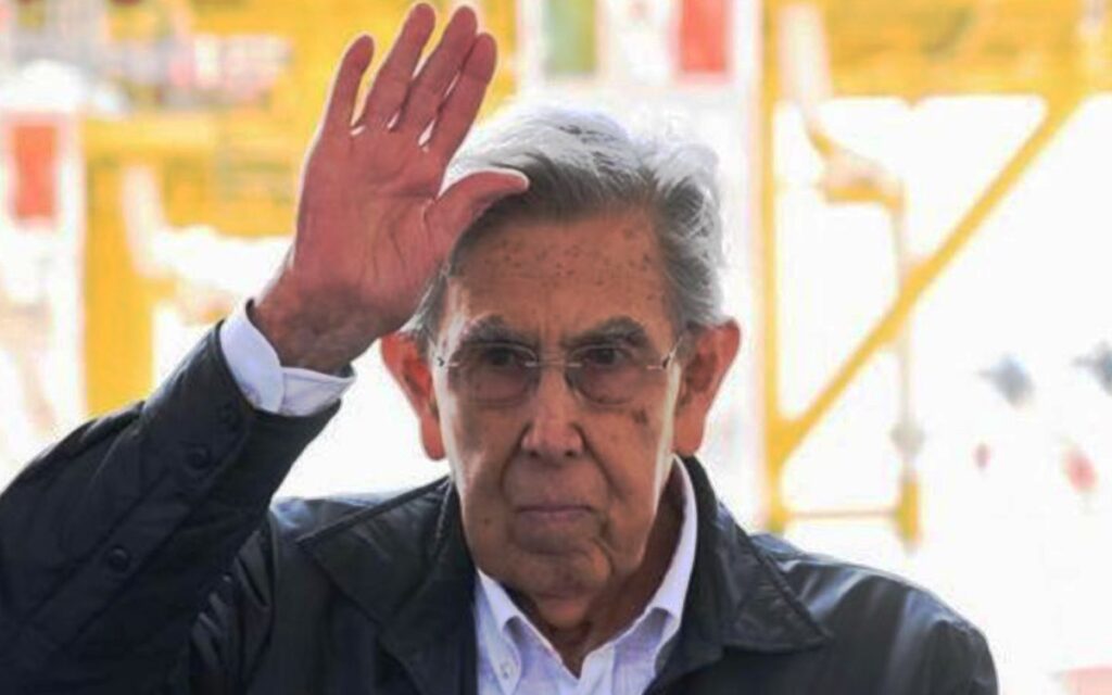 8220122220a94ccda19150a2cecfab26