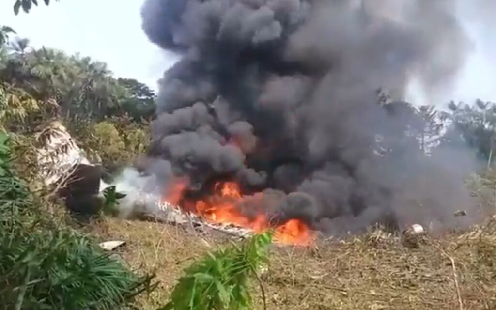 909c68c4cdbc43aa99f764e3ad24ed8f