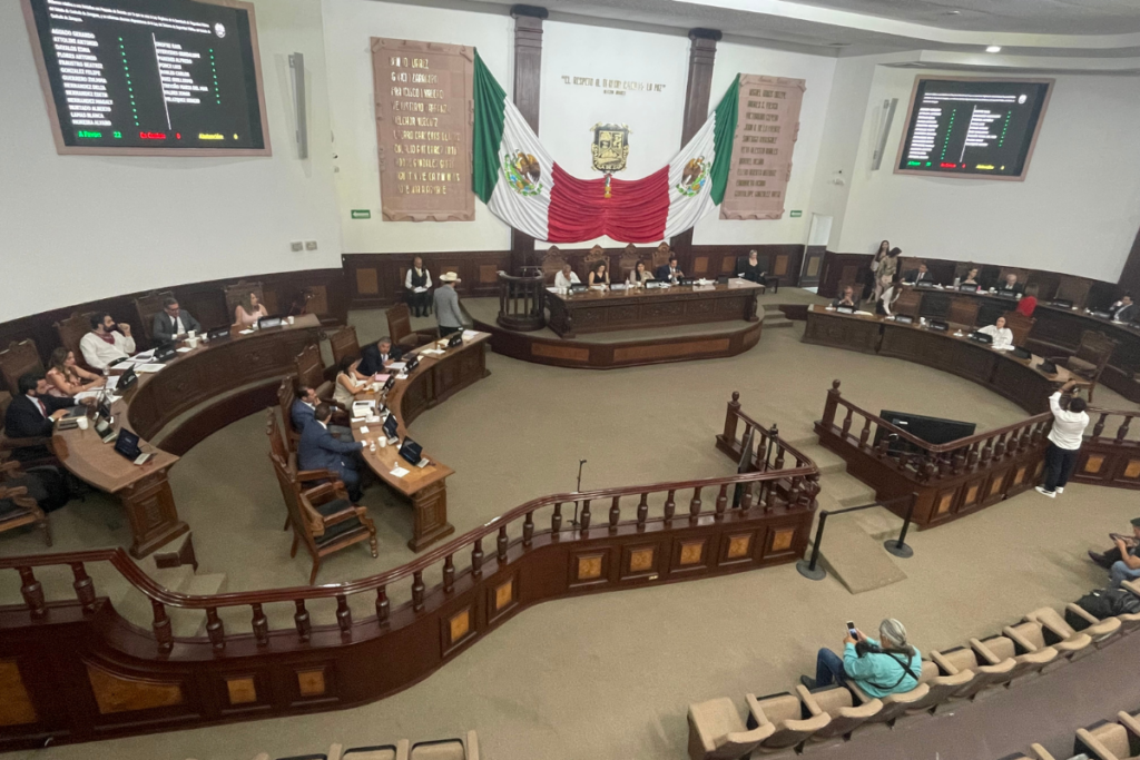 2bb76b499524425ba4661f7791e33a43