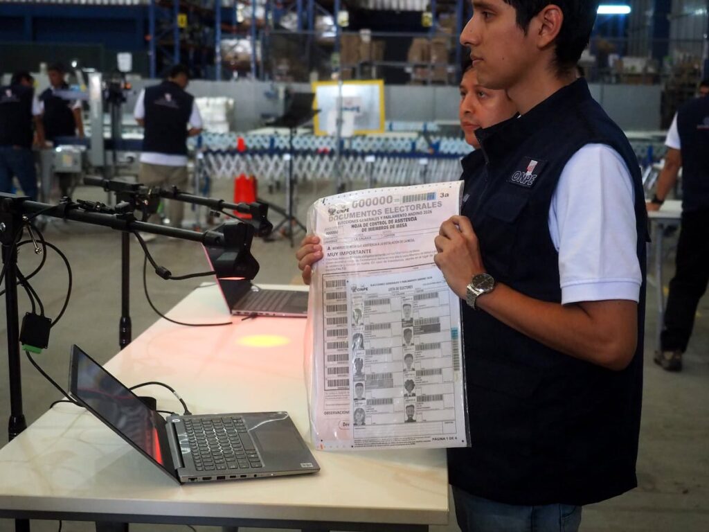 2f3c0b48efe94c3eb5679c6fd58efa47