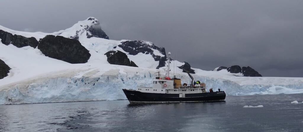 4830bc9c4e6c44e6a1e016b1539dba1d