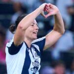 c3253b622bac4ebd899abad8e2c26d16