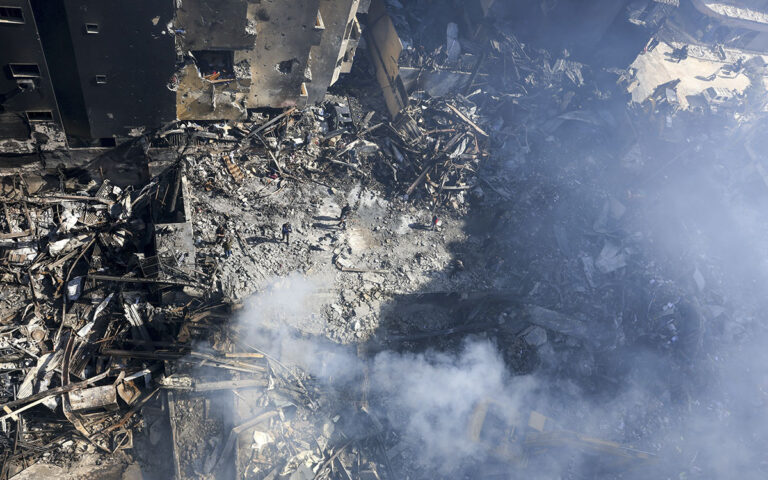 fe7afbf5a75947739476c1c3b4400092